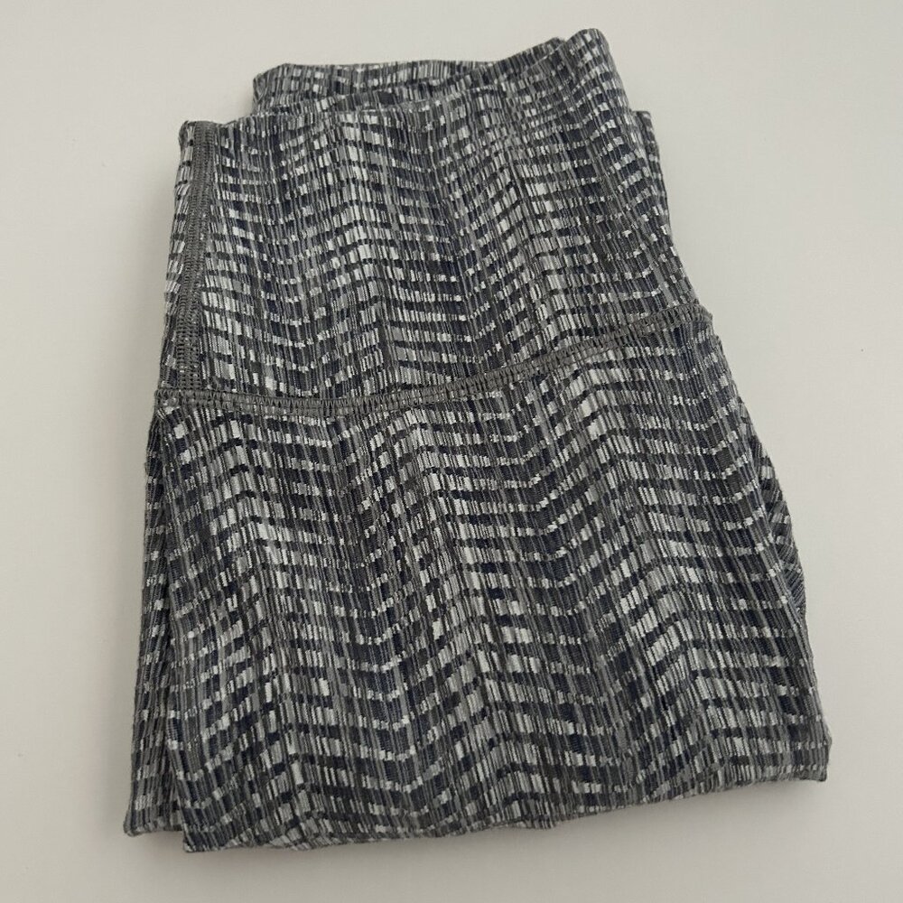 Lululemon Women's Leggings Gray Pants Size 6 Yoga Workout Athletic Athleisure